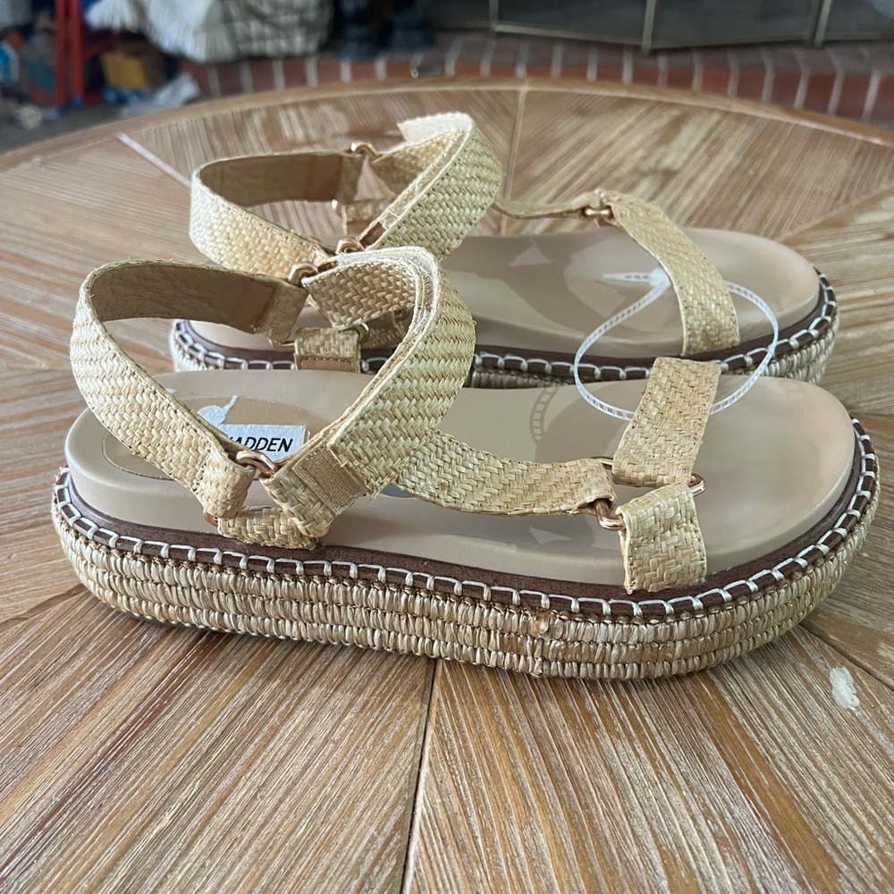 Steve Madden sandals
